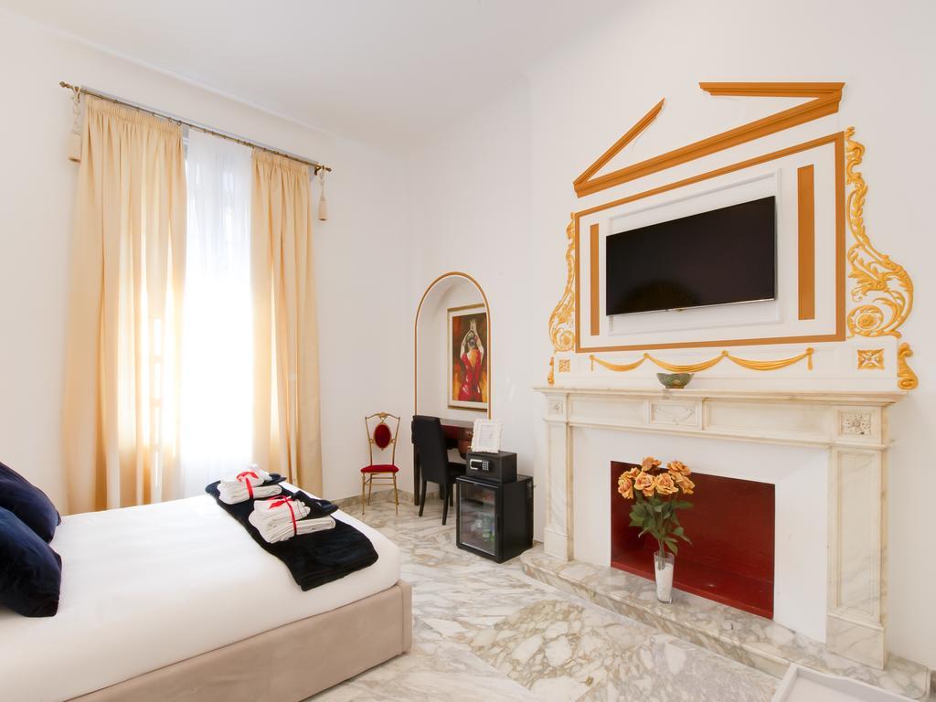 Queen Palace Suites โรม ภายนอก รูปภาพ