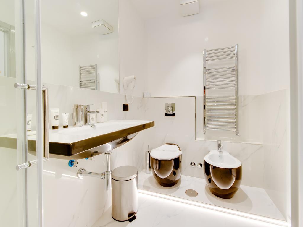 Queen Palace Suites โรม ภายนอก รูปภาพ