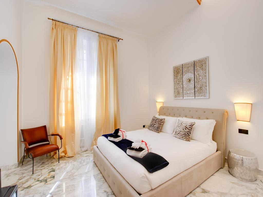 Queen Palace Suites โรม ภายนอก รูปภาพ