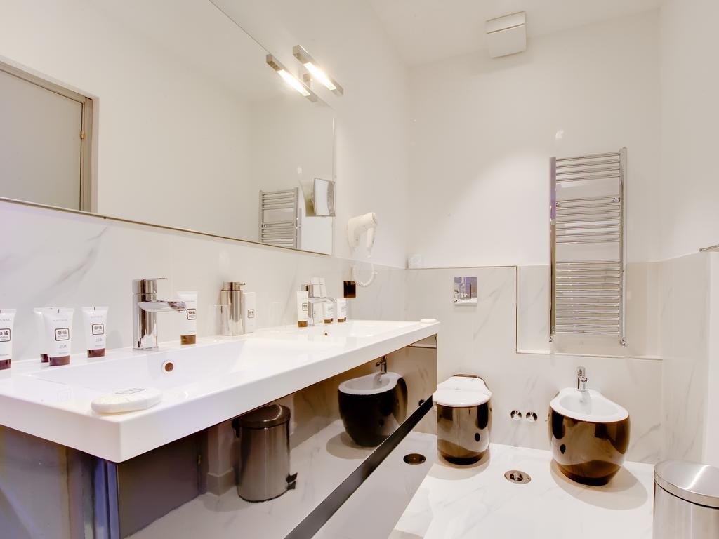 Queen Palace Suites โรม ภายนอก รูปภาพ