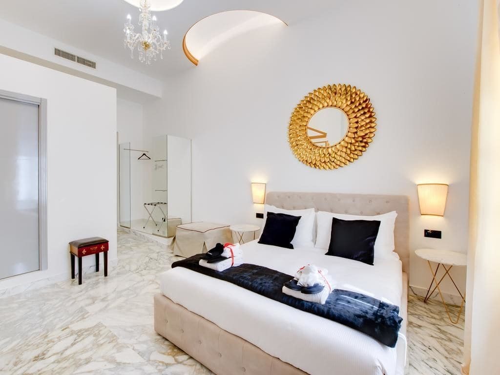 Queen Palace Suites โรม ภายนอก รูปภาพ
